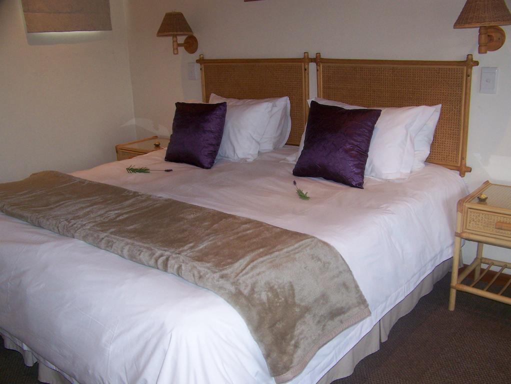 Pine Lodge Resort George Room photo